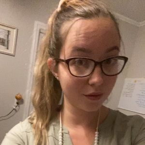 Meet your Posher, Ariel